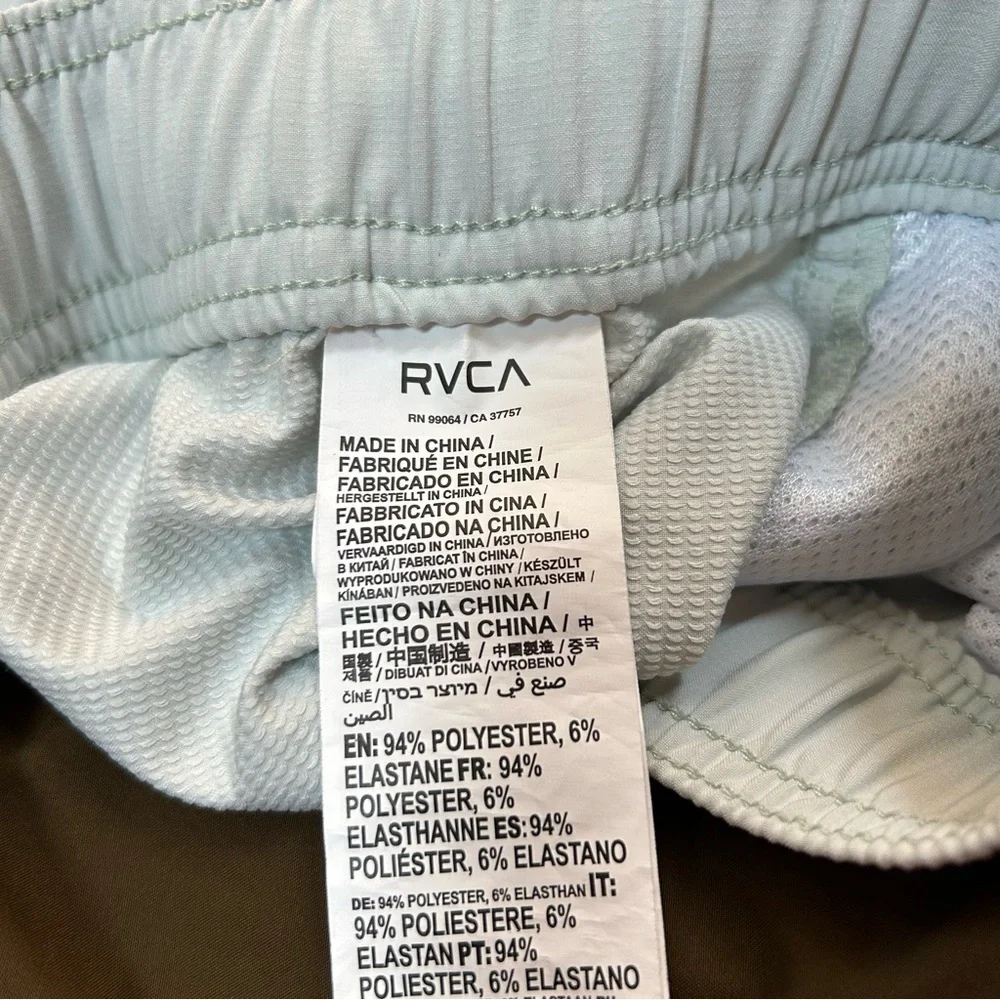 RVCA Reactive 17